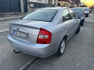 Kia Cerato1,6 crdi fabr 2007 masina buna - imagine 2
