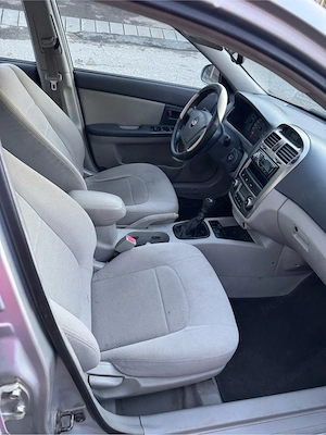 Kia Cerato1,6 crdi fabr 2007 masina buna - imagine 9