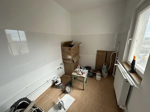 Vand apart.1 cam.situat in Micalaca,str.Vaslui,st. 50 mp,et.4 din 4,modern - imagine 5