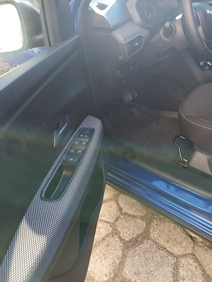 Dacia Sandero Stepway automată  - imagine 3