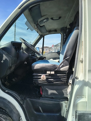 Iveco 2.8    (O747) 647 535 - imagine 2