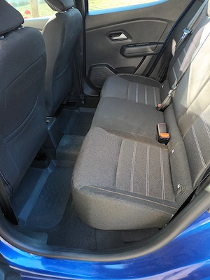 Dacia Sandero Stepway automată  - imagine 5