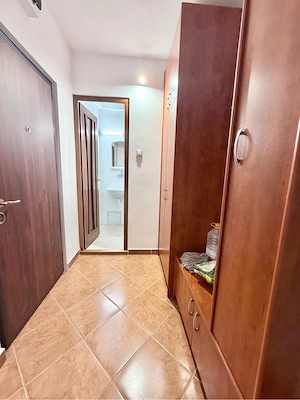 Vand 3 cam Tudor confort 1 [etaj 2]