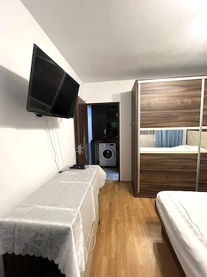 Apartament 2 camere decomandate   Micro 20, etaj 1, renovat - imagine 5