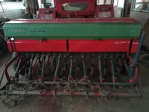 Tractor U550 - imagine 2