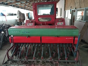 Tractor U550 - imagine 3