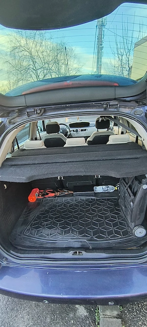 Vând Citroen C4 picassa