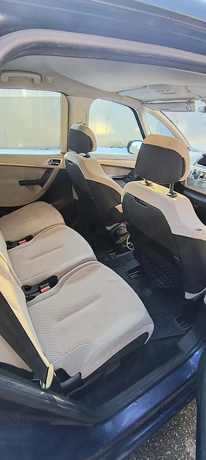 Vând Citroen C4 picassa - imagine 3