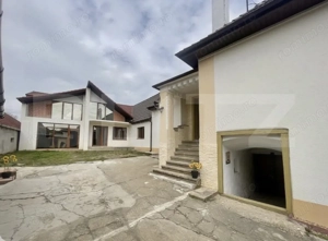 Casă în stil săsesc COMPLET renovată | 180 mp utili | 900 mp teren | Câlnic
