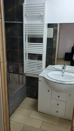 Închiriez studio în vilă - imagine 4