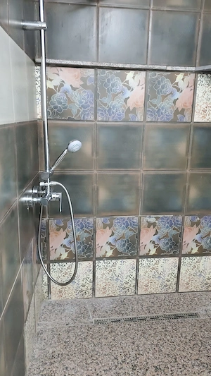 Închiriez studio în vilă - imagine 3