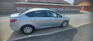 Opel Astra J 2016 1.4 turbo - imagine 3