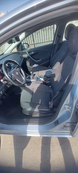 Opel Astra J 2016 1.4 turbo - imagine 9