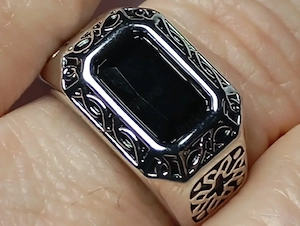 inel tip ghiul (unisex) pt.femei si barbati cu zirconiu negru natural taiat patrat