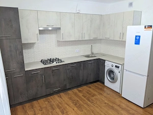 Apartament 3 Camere de Închiriat - Universitate