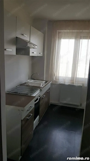 Garsoniera zona Obregia - imagine 3