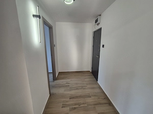 Vand apartament 2 camere  - imagine 6