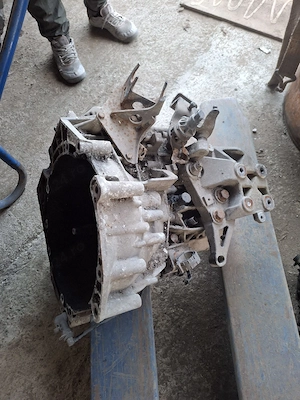 cutie viteze manuala Peugeot boxer 2,2 diesel 6 trepte 