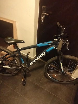 Vând bicicleta bwtin