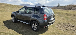 Dacia Duster 1.5 dCi 110CP 4x4 - imagine 4