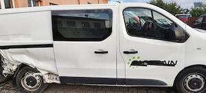 Dezmembrez / dezmembrari piese auto Opel vivaro 2 II an 2018 motor 1.6CDTI R9M450 151.300 km cutie  - imagine 8