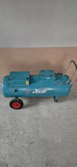 compresor aer - imagine 2