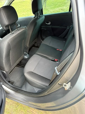 Renault clio 1'5 Dci Euro 5 - imagine 5