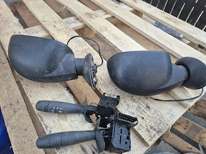 Vand oglinzi electrice, bloc lumini Dacia Logan an 2006. pret 150 lei toate - imagine 5