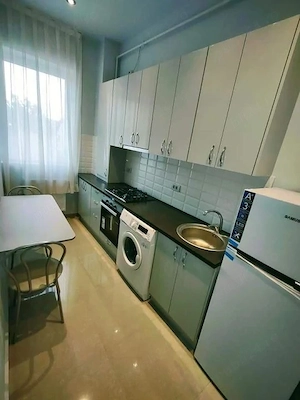 Ap 2 camere decomandat cu centrala termica proprie zona Timocului de închiriat 