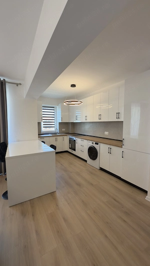 două apartamente identice de închiriat Brașov  - imagine 2