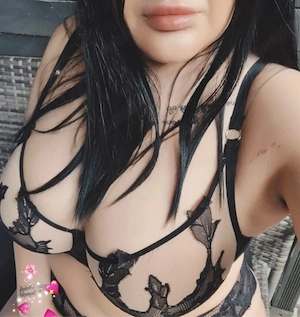 dulce si seducatoare nu stau mai mult de o zi intr un oras 