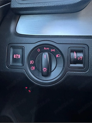 Volkswagen Passat B6   2.0 TDI 140 CP   CBAB   2009 - imagine 4