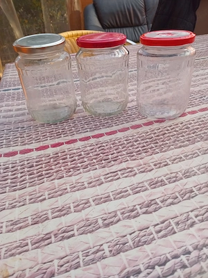 Vând borcane 820 ml