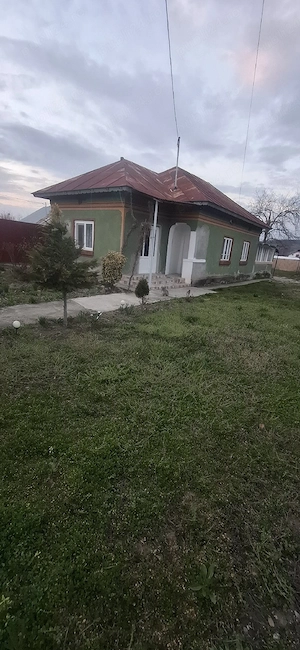 casa de vanzare pretul 40000 negociabil  - imagine 9