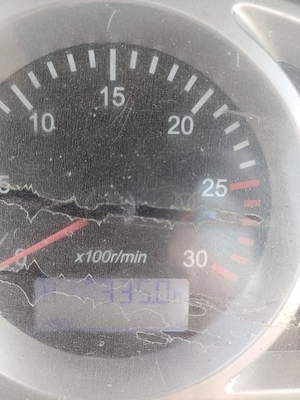 tractor cu doar 335h - imagine 3