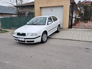 SKODA OCTAVIA - 2010 - Unic Proprietar - 130.000 KM - Stare Impecabilă (Pachet de Drumuri Grele )