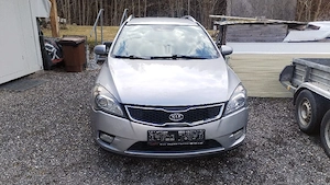 Kia Ceed 1,6 diesel  - imagine 2