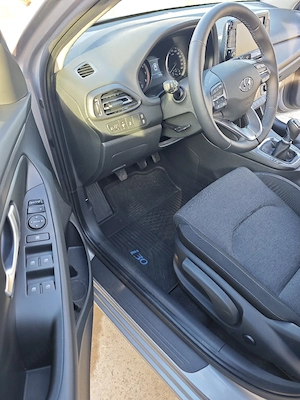 vând Hyundai i30 Fastback  - imagine 9