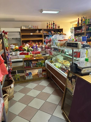 Închiriez magazin alimentar mixt în Talmaciu  pretabil si alte destinatii - imagine 4