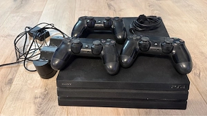 Ps4 pro seria CUH-72xx (ultima variantă de Pro, cea mai silențioasă)