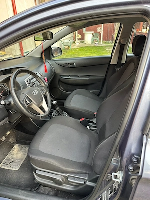 Hyundai I20 1.2 benzina 2013 - imagine 6