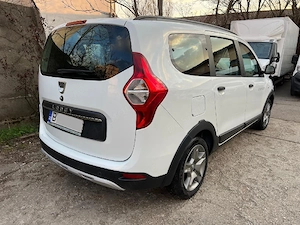 Dacia Lodgy Stepway 7 Locuri 1.5dci 115cp 2022 TVA Deductibil - imagine 2