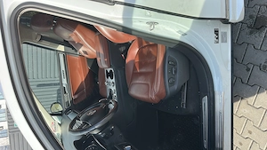 Touareg R line 3000v6 scr - imagine 8