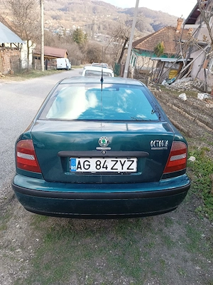 Skoda Octavia 1,an 98  - imagine 6