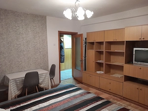 Inchiriez Apartament - imagine 8