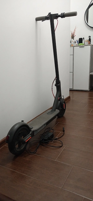 Trotinetă Electrică Xiaomi   Ideală pentru Craiova