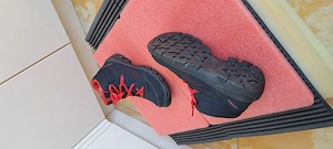 Adidasi unisex Quechua 35.5-36 - imagine 2