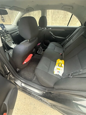 Toyota Avensis T25 2.0 Benzină   2007   Automată - imagine 5