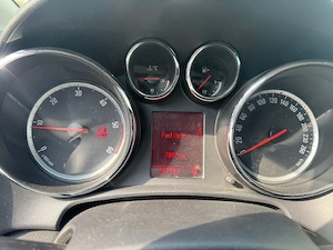 Vand Opel Astra J  - imagine 3