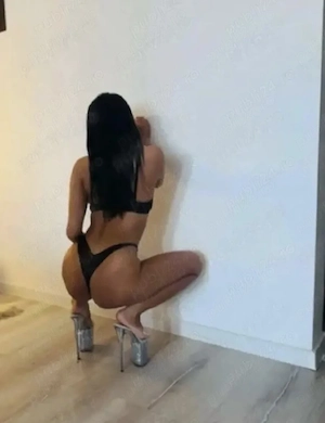 Deplasări la tine sau la hotel (atât)  - imagine 1